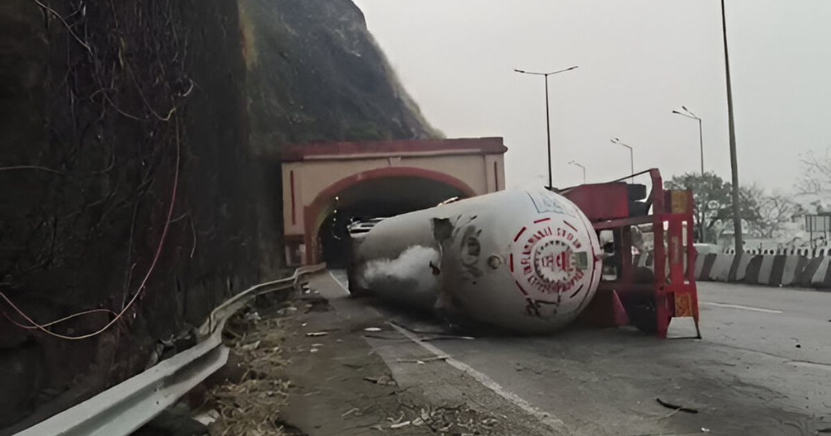 Mumbai-Pune expressway gas leakage